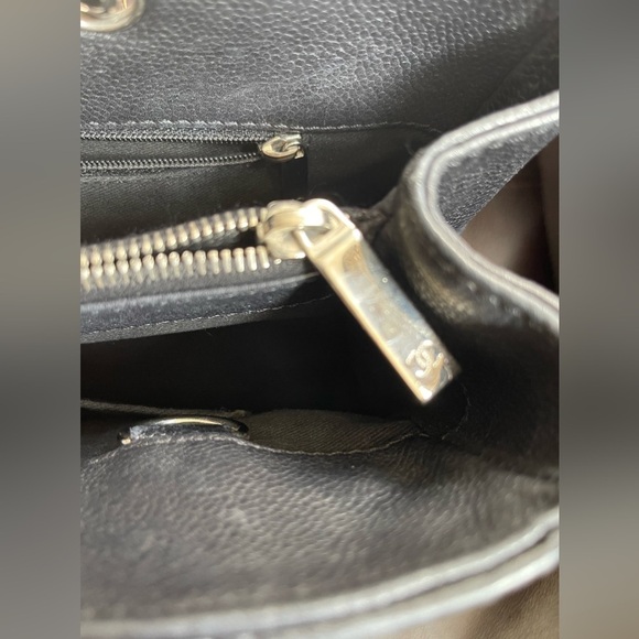 Chanel Quilted Cavier Grand Shopping Tote - Picture 4 of 9